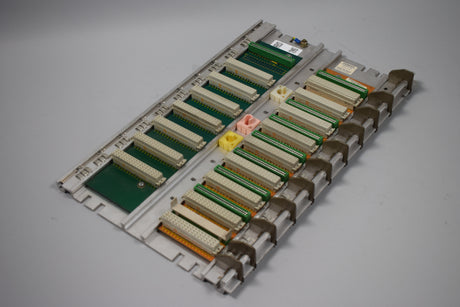 SIEMENS 6ES5700-2LA11