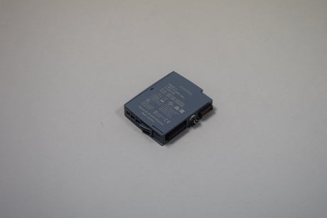 SIEMENS 6ES7131-6BF01-0BA0