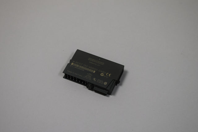 SIEMENS 6ES7132-4BB00-0AB0