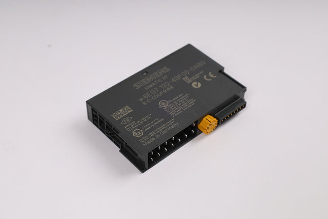 SIEMENS 6ES7132-4BF00-0AB0