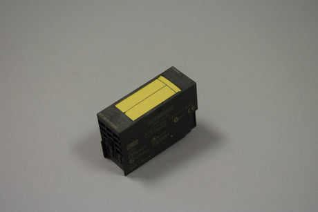 SIEMENS 6ES7138-4AA11-0AA0