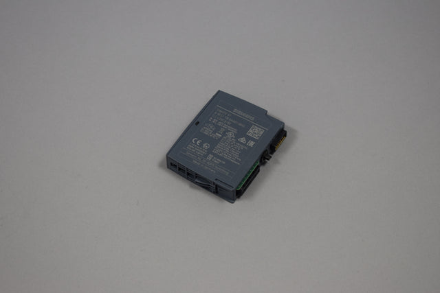 SIEMENS 6ES7138-6AA01-0BA0