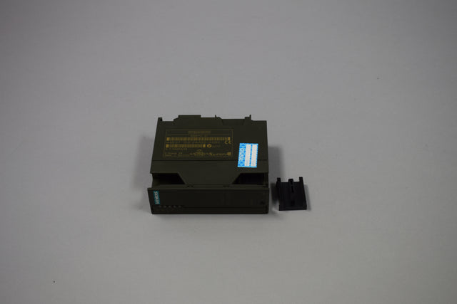 SIEMENS 6ES7153-2AA02-0XB0