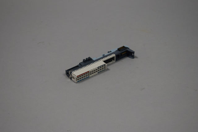 SIEMENS 6ES7193-6BP40-0DA1