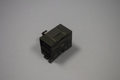 SIEMENS 6ES7223-1HF22-0XA0