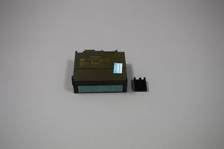SIEMENS 6ES7334-0KE00-0AB0
