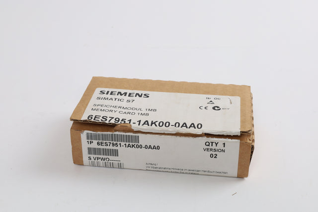 SIEMENS 6ES7951-1AK00-0AA0