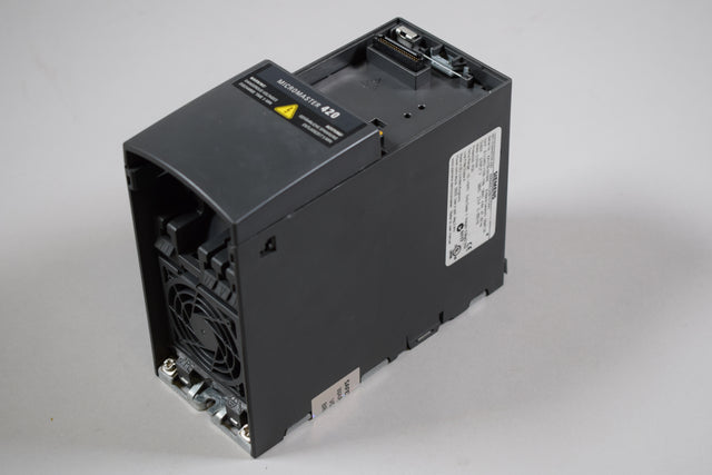 SIEMENS 6SE6420-2AB13-7AA1