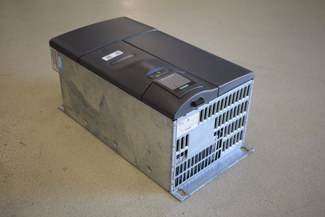 SIEMENS 6SE6430-2AD31-8DA0