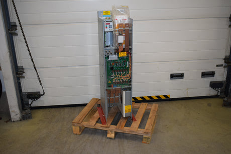 SIEMENS 6SE7032-7HE85-1AA0