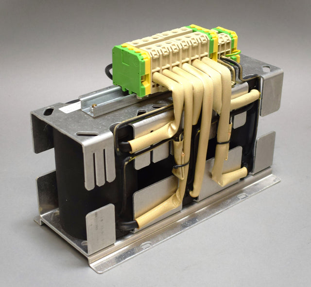 SIEMENS 6SL3000-0DE23-6AA0