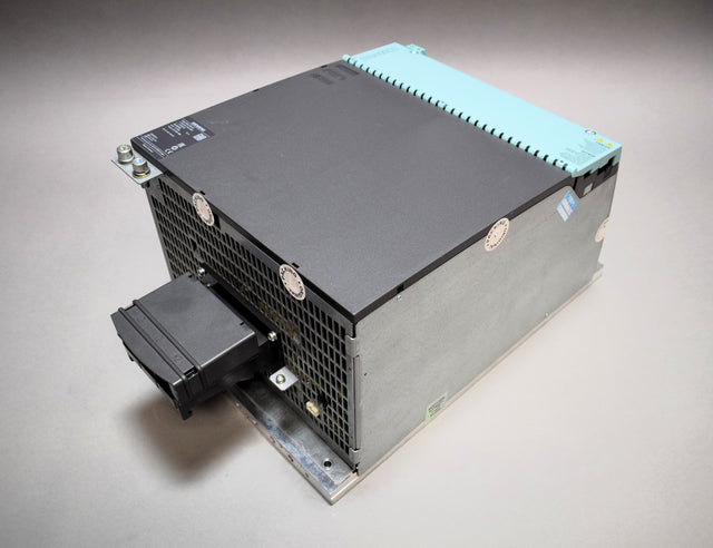 SIEMENS 6SL3126-1TE32-0AA4