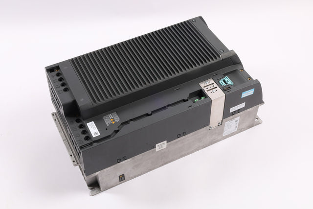 SIEMENS 6SL3210-1PE28-8UL0