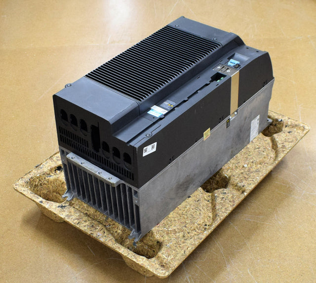 SIEMENS 6SL3210-1PE31-8UL0