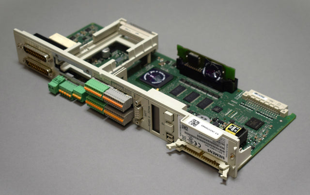 SIEMENS 6SN1118-0NK01-0AA2