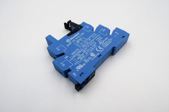 FINDER 93027024