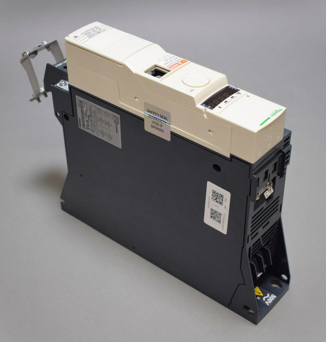 SCHNEIDER ELECTRIC ATV32HU40N4