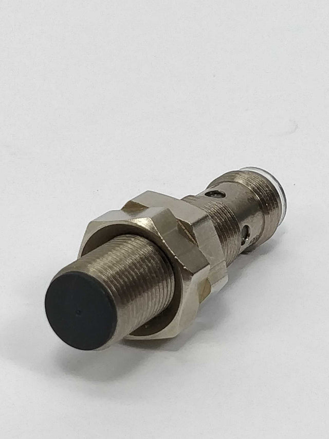 OMRON E2A3-M12KS06-M1-B1