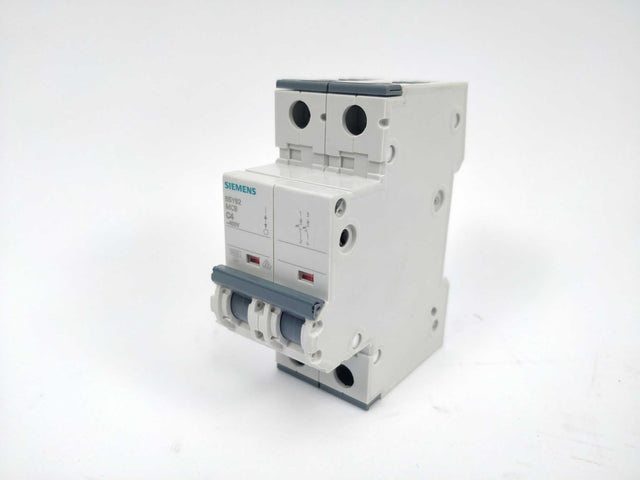 SIEMENS 5SY6204-7