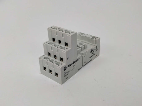 AB 700-HN153