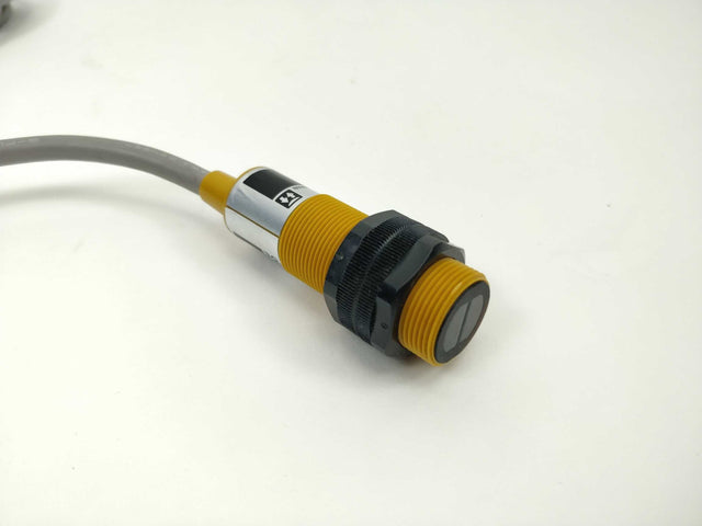 OMRON E3F-R2C4