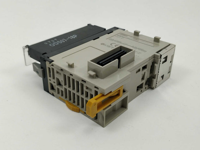OMRON CJ1W-ID211