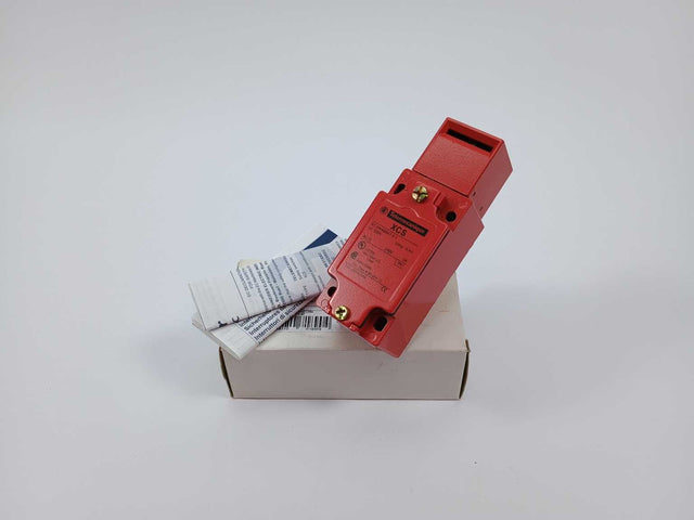 SCHNEIDER ELECTRIC XCSA702