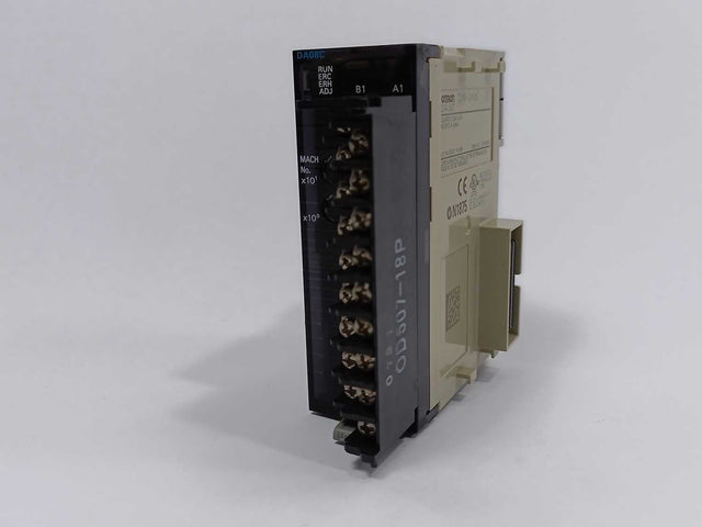 OMRON CJ1W-DA08C