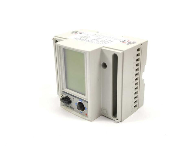 CARLO GAVAZZI EM24-DIN.AV5.3.D.O2.P