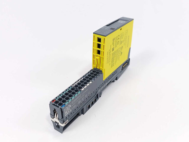 SIEMENS 6ES7136-6DB00-0CA0