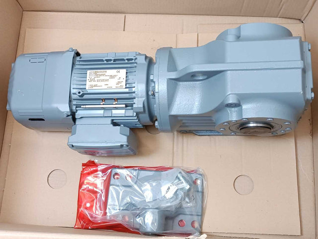 SEW EURODRIVE KA77TDRN90S4BE2HR