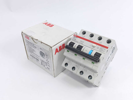 ABB 2CSR256440R3104
