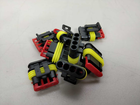 TE CONNECTIVITY 2820881