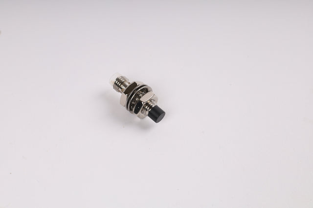 BALLUFF BESM08EB-PSC40F-S49G