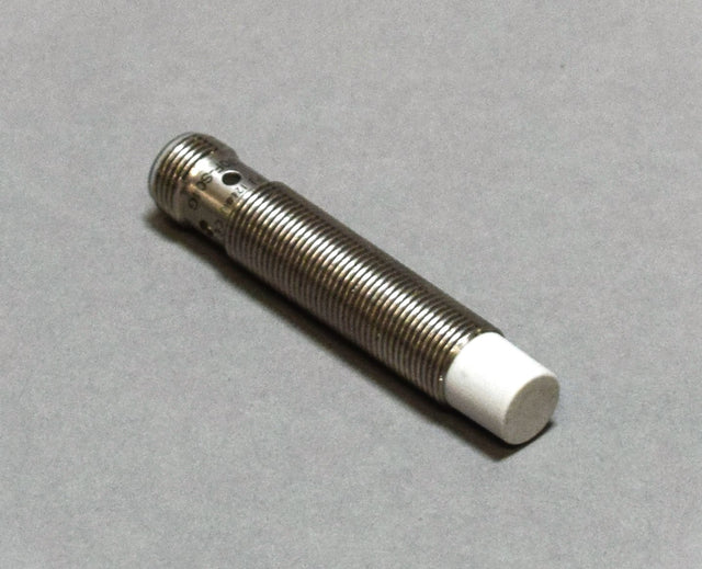 BALLUFF BESM12EG-PSC70F-S04G