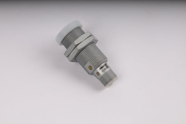 BALLUFF BESM18MF1-PSC50A-S04G-W