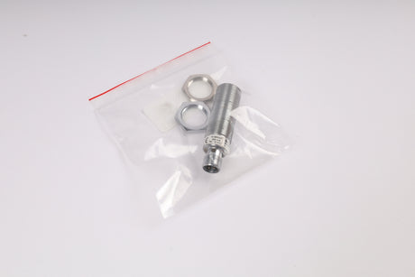 BALLUFF BESM18MG1-PSC12B-S04G