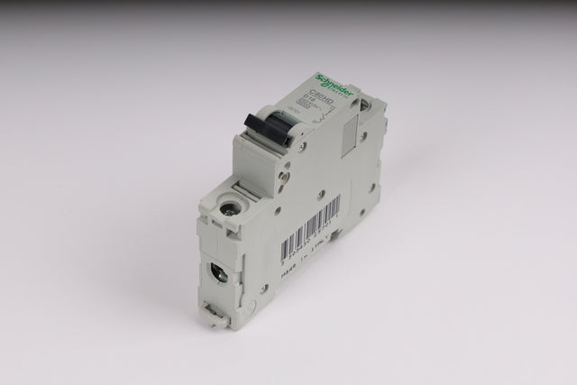 SCHNEIDER ELECTRIC C60HD-D16