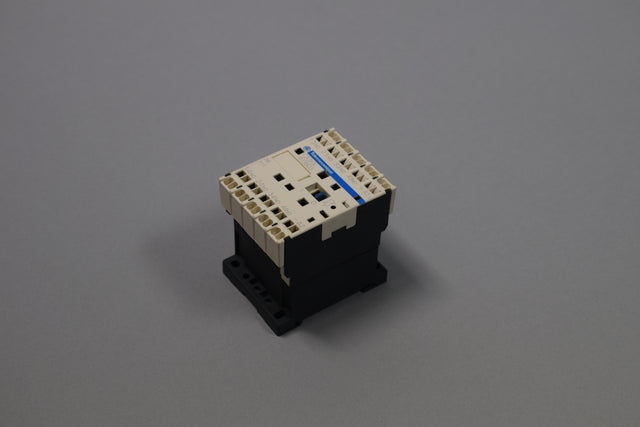 SCHNEIDER ELECTRIC CA3KN403BD3
