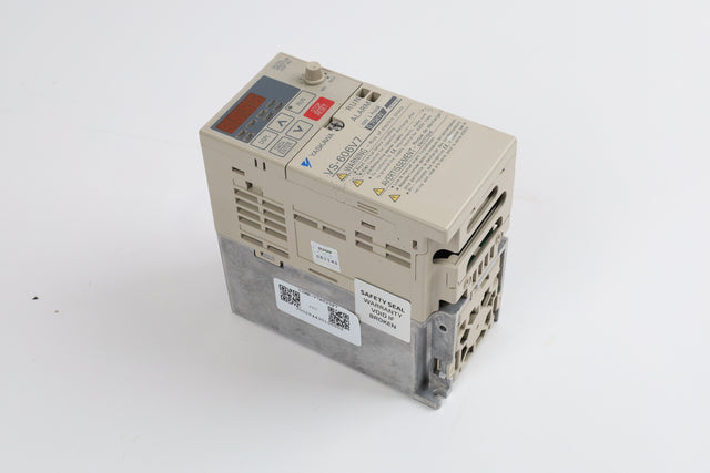 YASKAWA CIMR-V7AT20P7