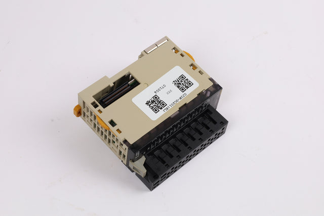 OMRON CJ1W-OC201(SL)