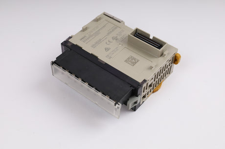 OMRON CJ1W-OC201