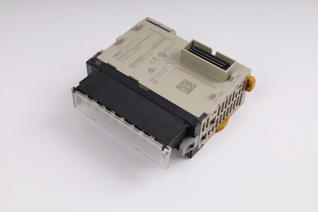 OMRON CJ1W-OC201