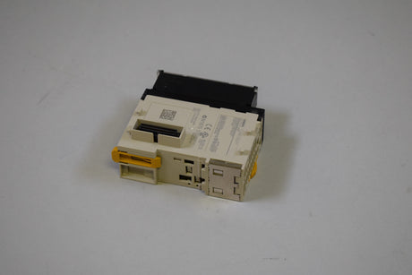 OMRON CJ1W-OD211