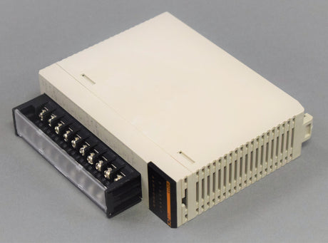 OMRON CS1W-ID211