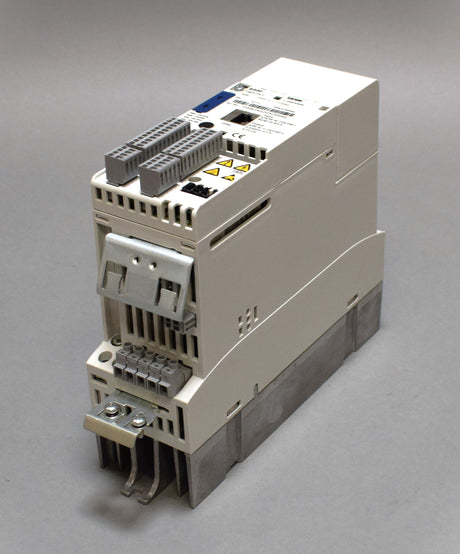LENZE E84AVHCE7512SX0