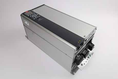 DANFOSS FC-302P18KT5E20H1BGXXXXSXXXXA0BXCXXXXDX