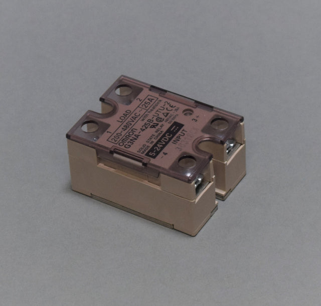 OMRON G3NA-425B-UTU-25-24VDC