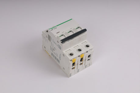 SCHNEIDER ELECTRIC IC60N-3P-10A