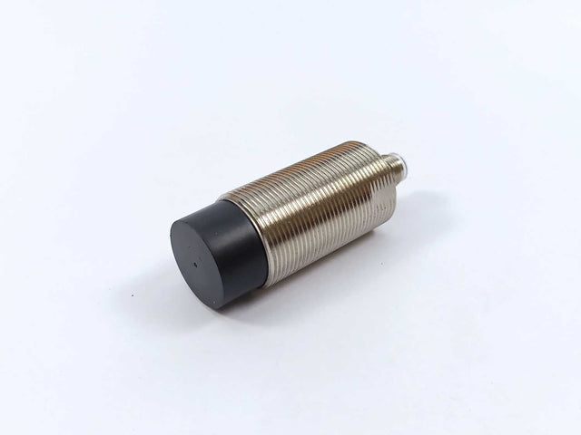 OMRON E2A-M30LN30-M1-B1